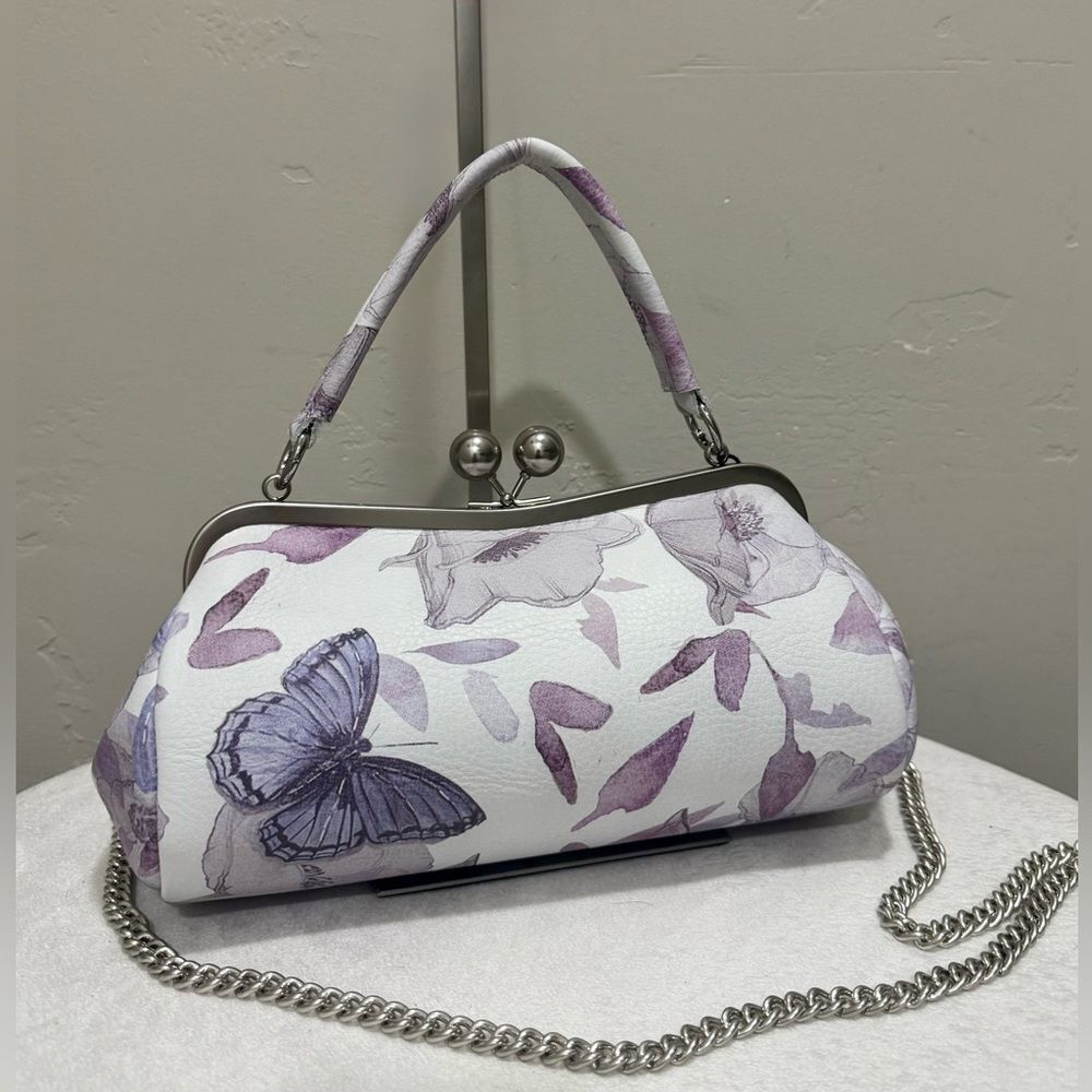 Butterfly Print Cowhide Leather Handmade Kisslock Baguette Bag/Crossbody